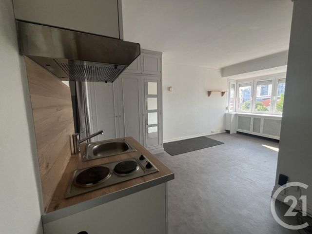 Appartement Studio à louer - 1 pièce - 24.88 m2 - LILLE - 59 - NORD-PAS-DE-CALAIS - Century 21 Rue Nationale
