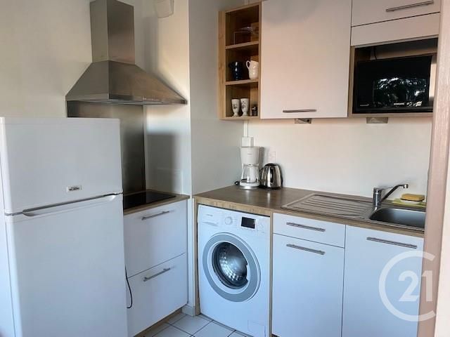 Appartement F2 à louer - 2 pièces - 33.4 m2 - LAMBERSART - 59 - NORD-PAS-DE-CALAIS - Century 21 Rue Nationale