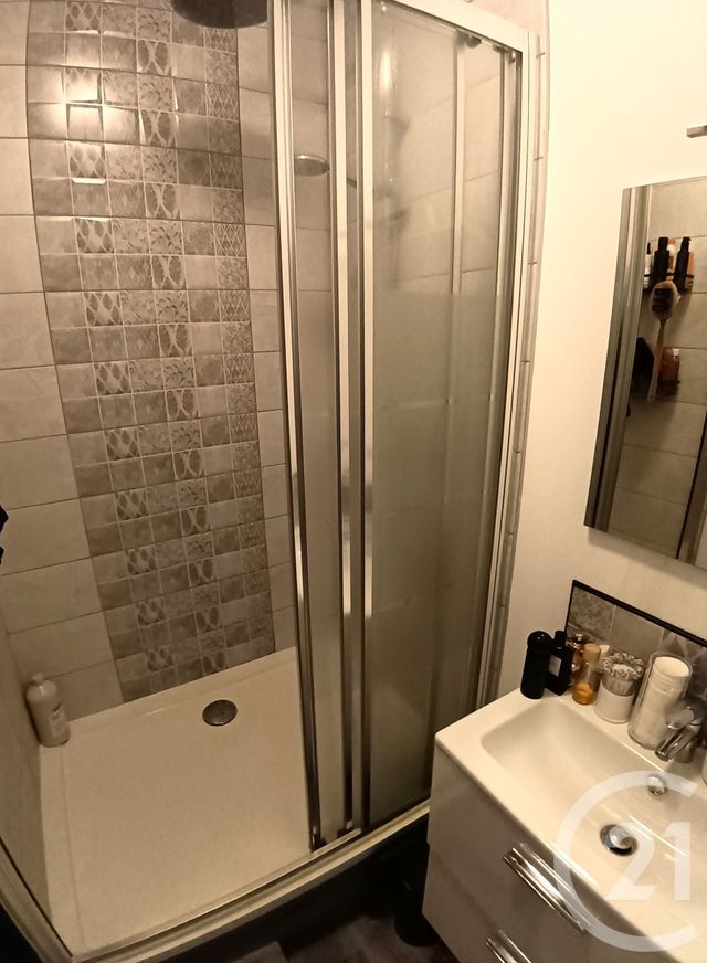 Appartement F3 à vendre - 3 pièces - 61.51 m2 - LILLE - 59 - NORD-PAS-DE-CALAIS - Century 21 Rue Nationale