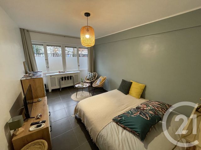 Appartement T1 à louer - 1 pièce - 26.12 m2 - LILLE - 59 - NORD-PAS-DE-CALAIS - Century 21 Rue Nationale